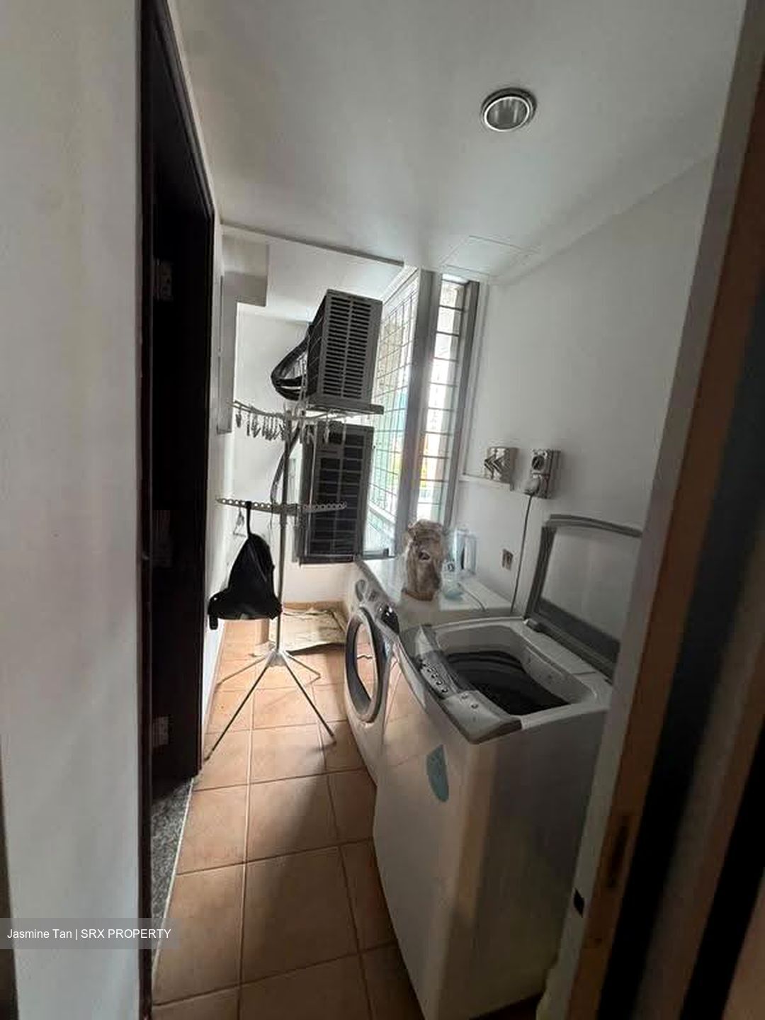 UE Square (D9), Apartment #628885221
